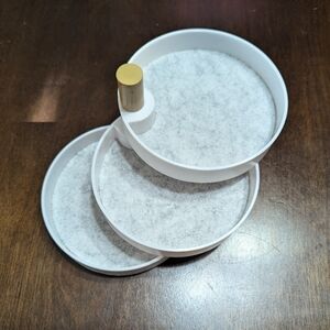 The 2Bandits Tiered Catchall Tray